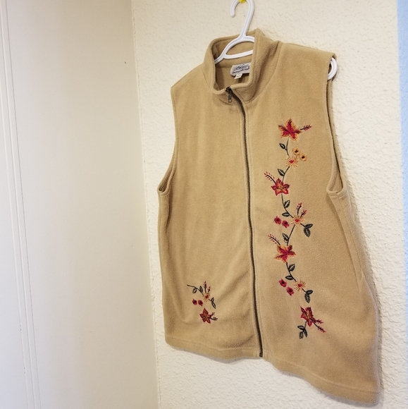 Floral Stitched Zip-Up Vest by Tradition - Picture 1 of 6